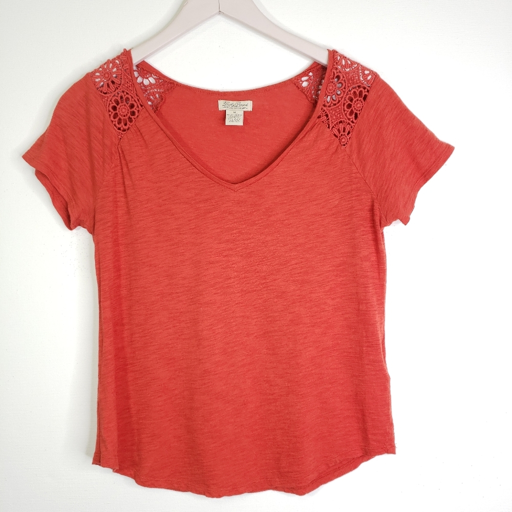 Lucky Brand Modal Crochet V Neck Tee Shirt M